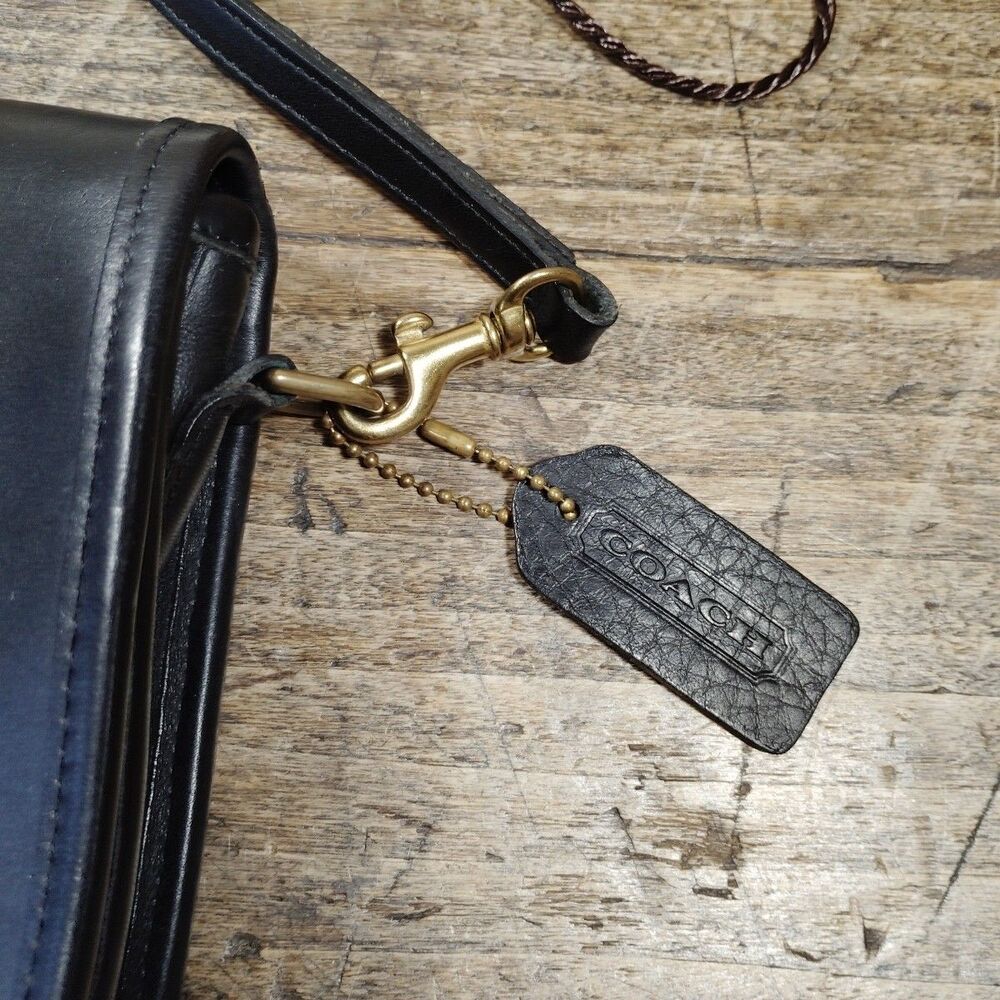 Vintage Coach Bag Purse Pocket Crossbody Black Leather 9755 Strap Dust Bag Tag - Picture 3 of 14